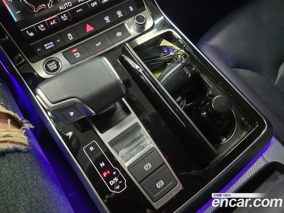 Audi Q7 2021 3.0 автомат (гидро), фото 12