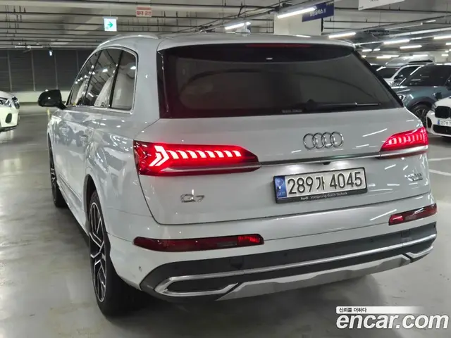 Audi Q7 2021 3.0 автомат (гидро), миниатюра 4