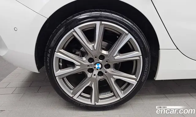 BMW 1 серия 2021 2.0 автомат (гидро), миниатюра 5