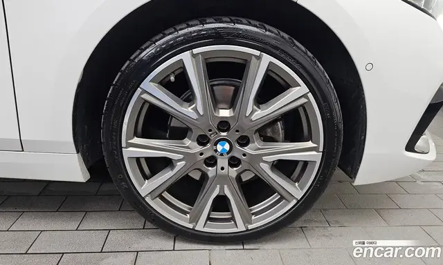 BMW 1 серия 2021 2.0 автомат (гидро), миниатюра 7