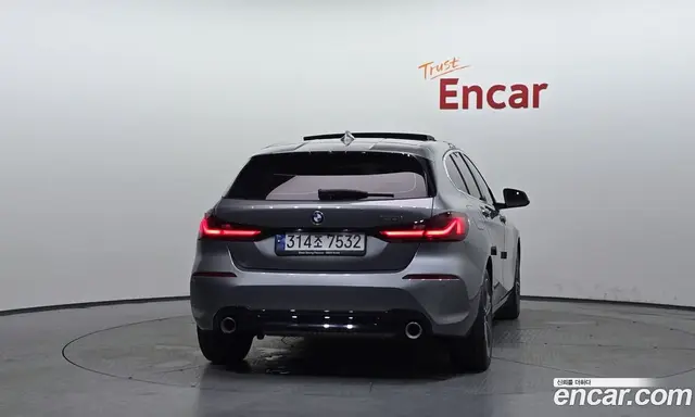 BMW 1 серия 2022 2.0 автомат (гидро), миниатюра 4