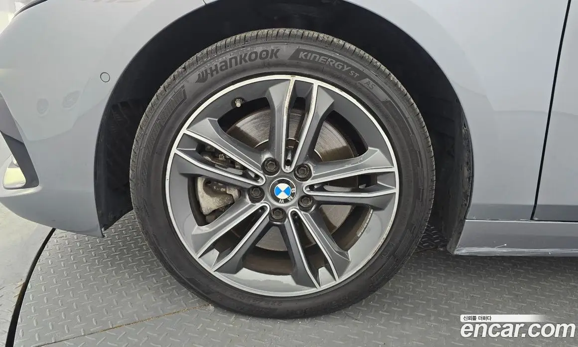 BMW 1 серия 2022 2.0 автомат (гидро), фото 5