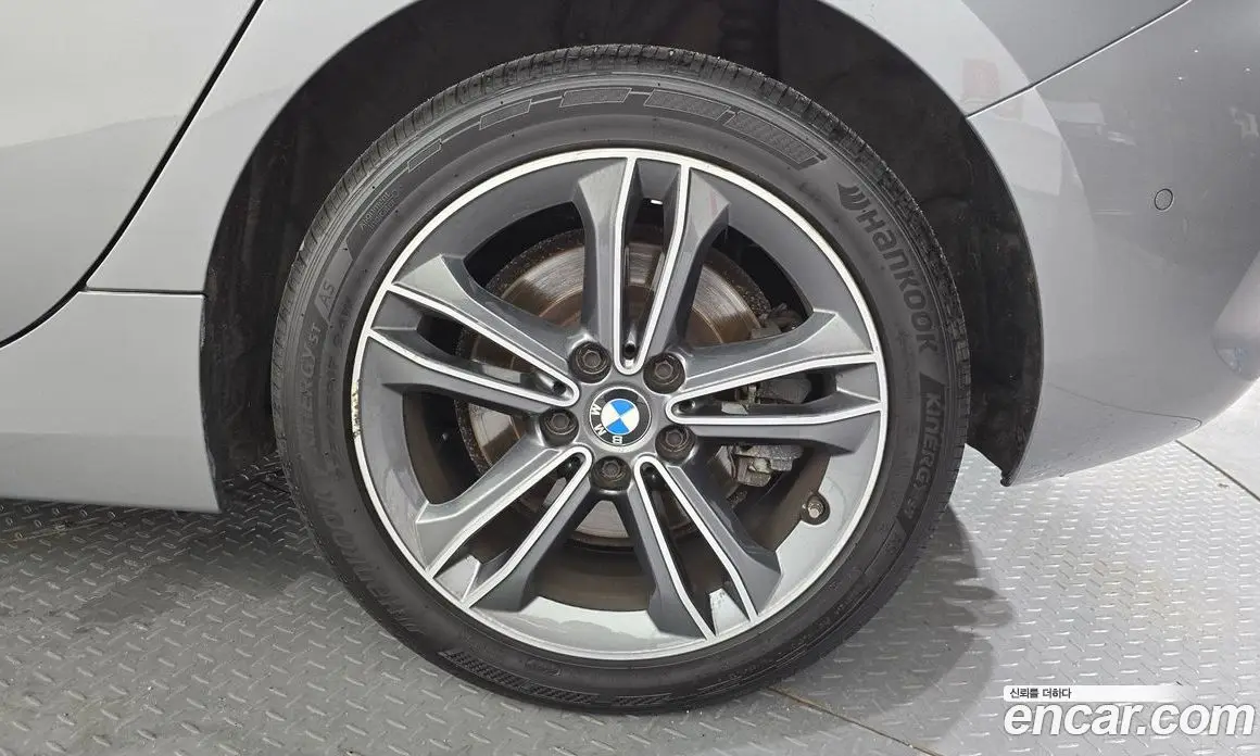 BMW 1 серия 2022 2.0 автомат (гидро), фото 7