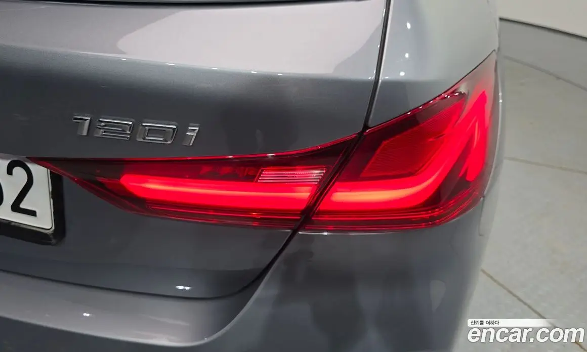 BMW 1 серия 2022 2.0 автомат (гидро), фото 9