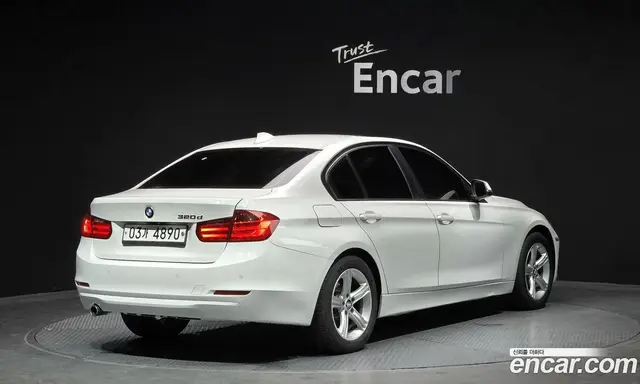 BMW 3 серия 2015 2.0 автомат (гидро), миниатюра 2 BMW 3 серия 2015 2.0 автомат (гидро), миниатюра 2