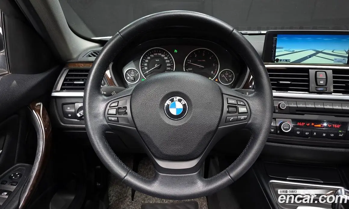 BMW 3 серия 2015 2.0 автомат (гидро), фото 13 BMW 3 серия 2015 2.0 автомат (гидро), фото 13