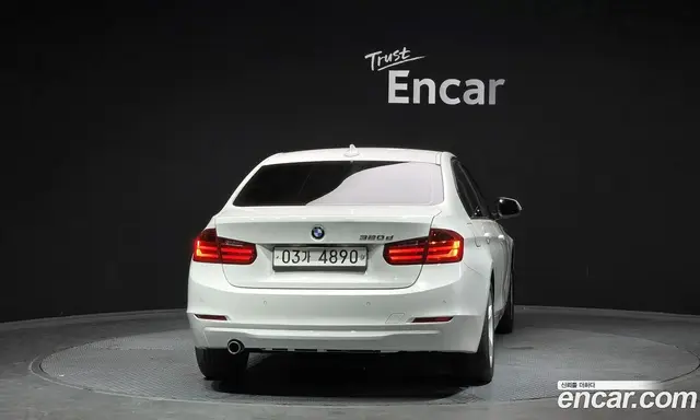 BMW 3 серия 2015 2.0 автомат (гидро), миниатюра 4 BMW 3 серия 2015 2.0 автомат (гидро), миниатюра 4
