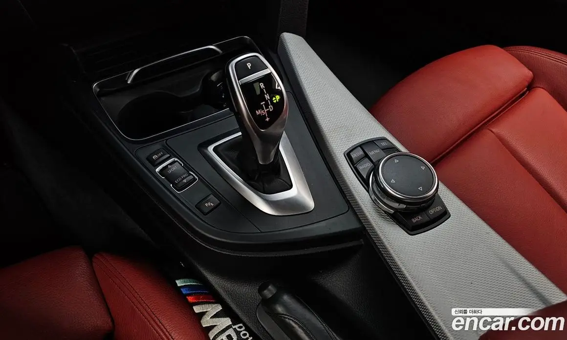 BMW 3 серия 2016 2.0 автомат (гидро), фото 9