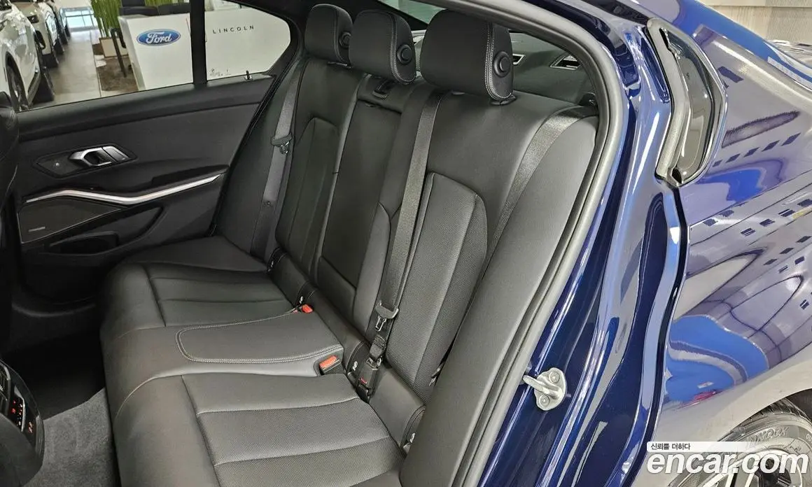 BMW 3 серия 2025 2.0 автомат (гидро), фото 11
