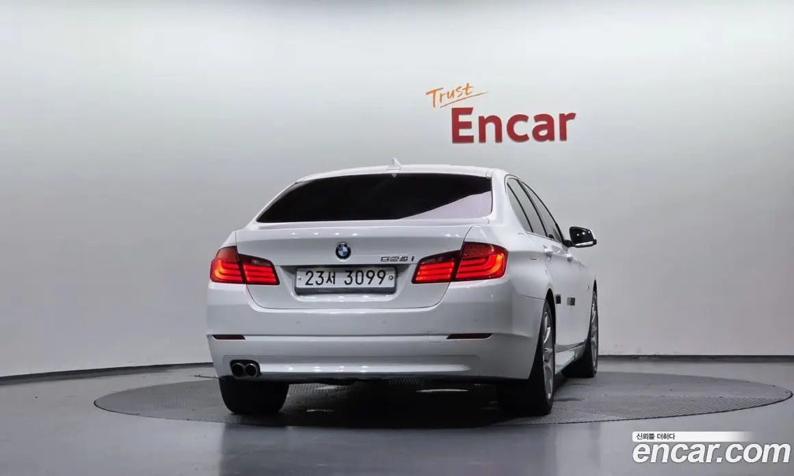 BMW 5 серия 2013 2.0 автомат (гидро), фото 4