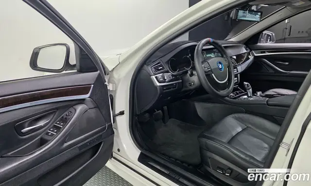 BMW 5 серия 2013 2.0 автомат (гидро), миниатюра 10