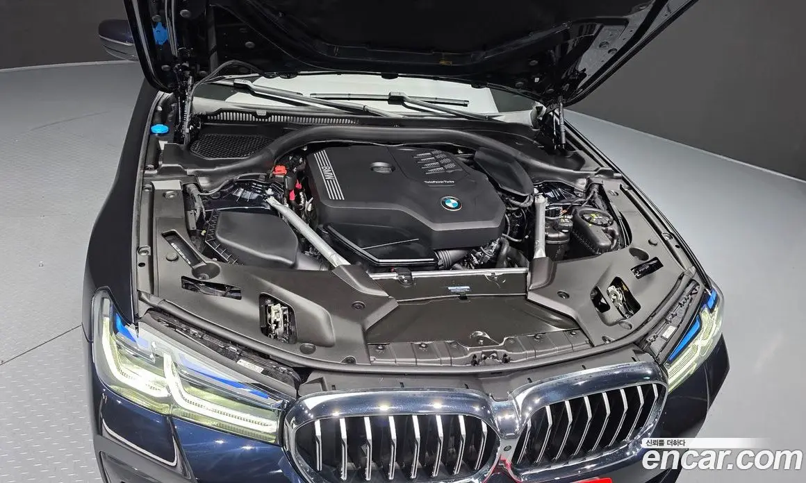 BMW 5 серия 2023 2.0 автомат (гидро), фото 6