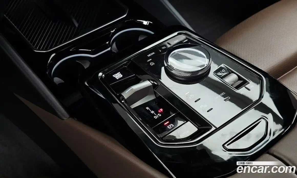 BMW 5 серия 2024 2.0 автомат (гидро), фото 12