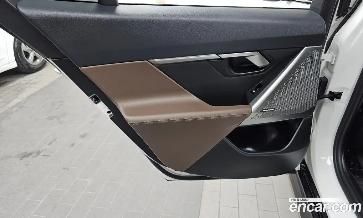 BMW 5 серия 2024 2.0 автомат (гидро), фото 15