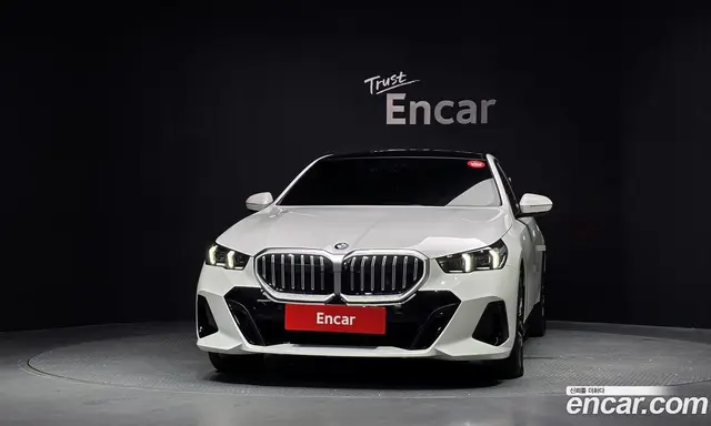 BMW 5 серия 2024 2.0 автомат (гидро), миниатюра 3