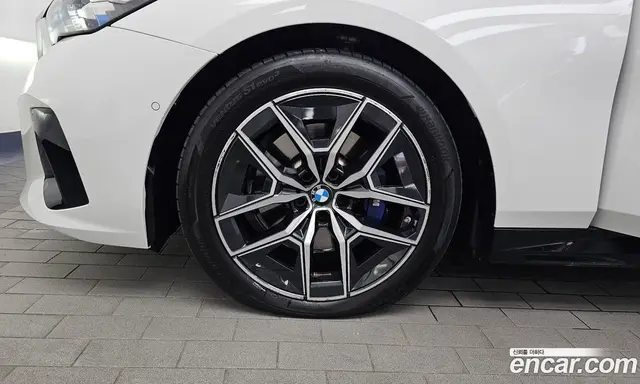 BMW 5 серия 2024 2.0 автомат (гидро), миниатюра 5