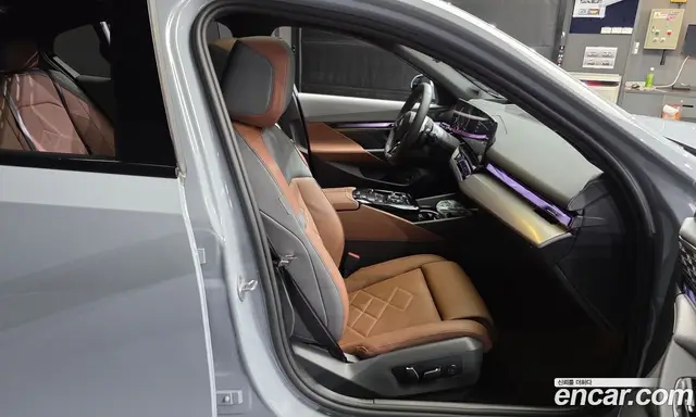 BMW 5 серия 2025 2.0 автомат (гидро), миниатюра 12