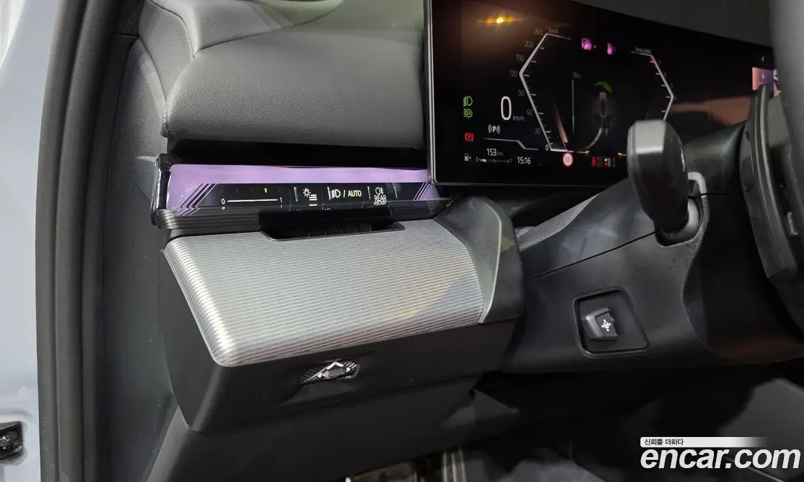 BMW 5 серия 2025 2.0 автомат (гидро), фото 14