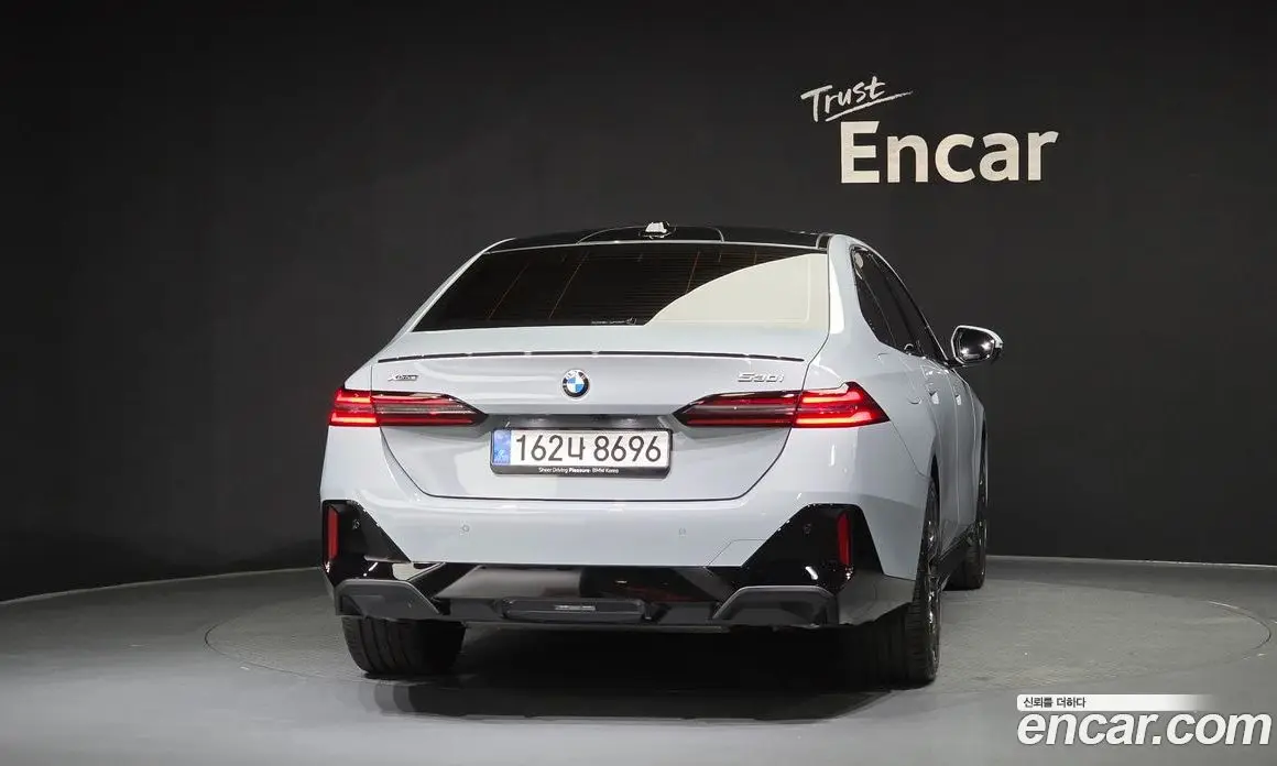 BMW 5 серия 2025 2.0 автомат (гидро), фото 4