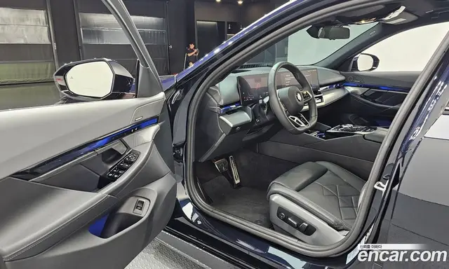BMW 5 серия 2025 2.0 автомат (гидро), миниатюра 12