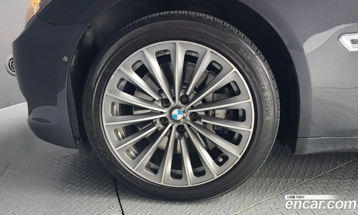 BMW 7 серия 2011 4.4 автомат (гидро), фото 5 BMW 7 серия 2011 4.4 автомат (гидро), фото 5