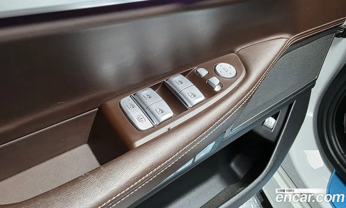 BMW 7 серия 2017 3.0 автомат (гидро), фото 18