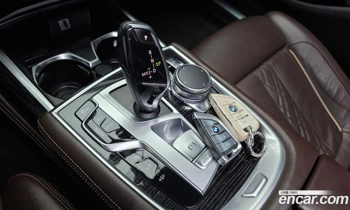 BMW 7 серия 2017 3.0 автомат (гидро), фото 9