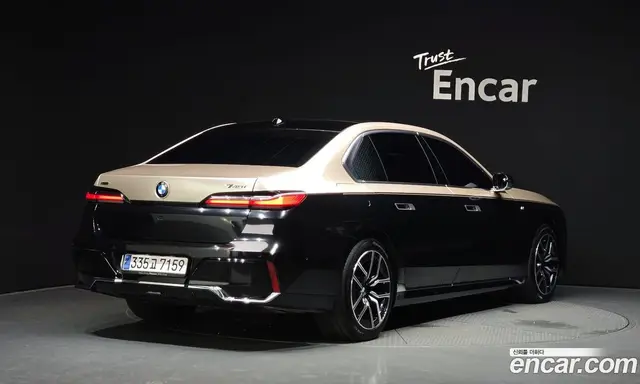 BMW 7 серия 2023 3.0 автомат (гидро), миниатюра 2