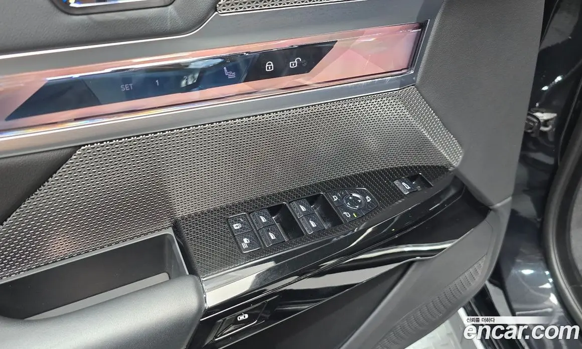 BMW 7 серия 2023 3.0 автомат (гидро), фото 19