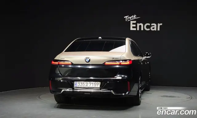 BMW 7 серия 2023 3.0 автомат (гидро), миниатюра 4