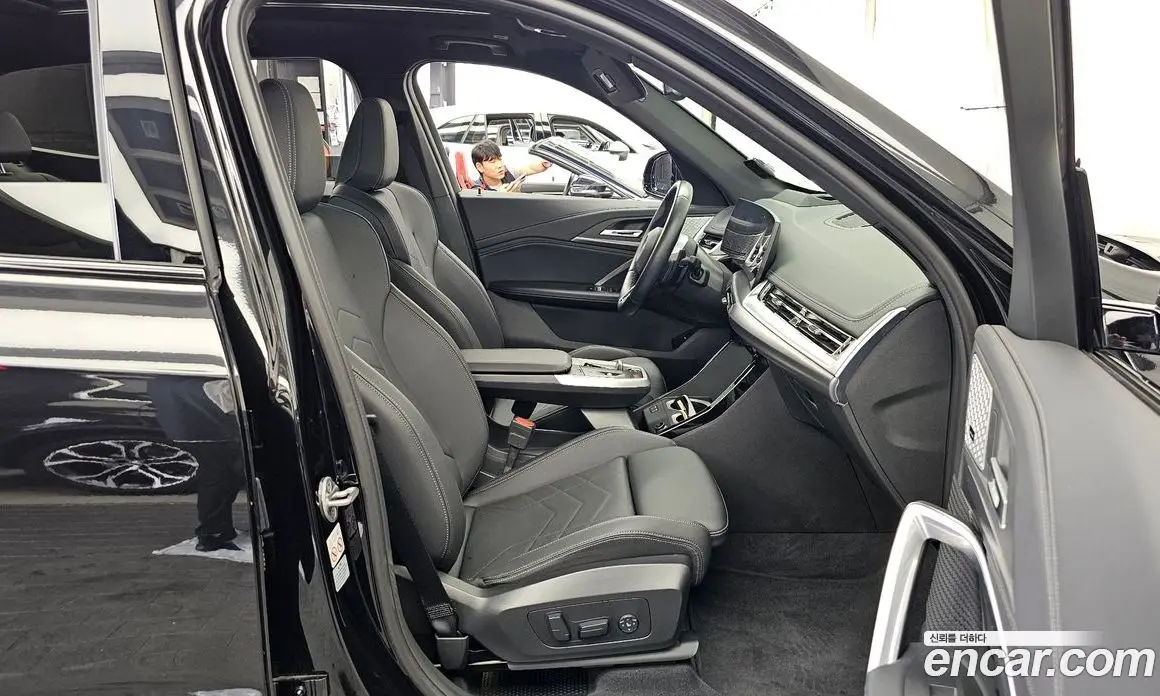 BMW X1 2023 2.0 автомат (гидро), фото 17
