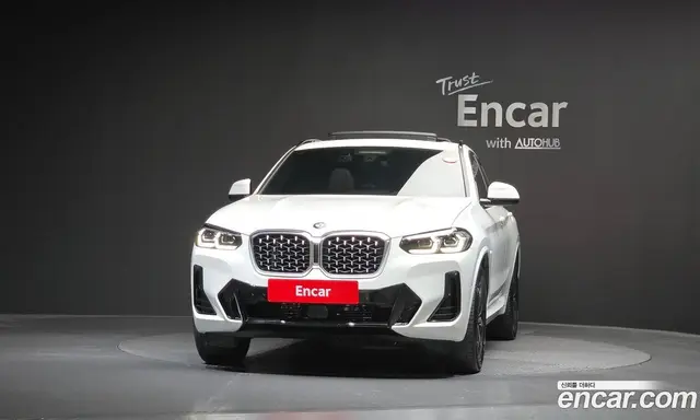 BMW X4 2023 2.0 автомат (гидро), миниатюра 3