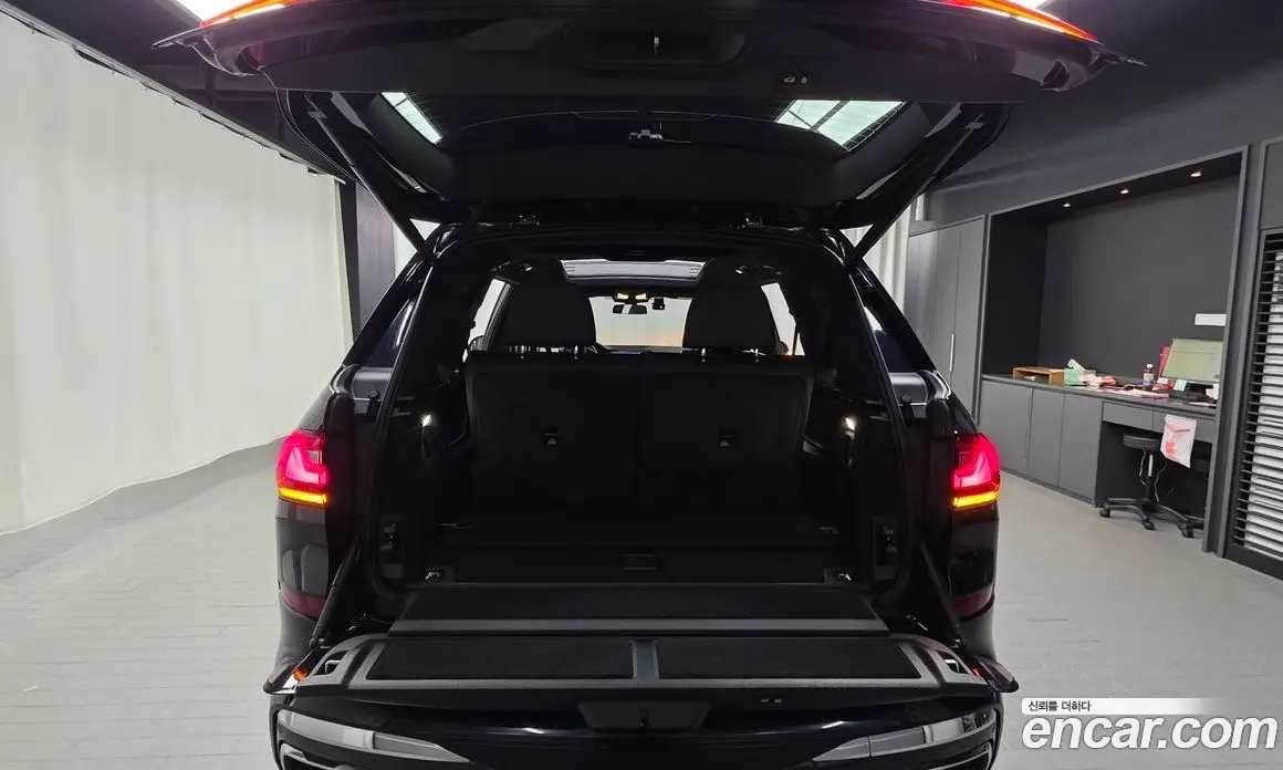 BMW X7 2022 3.0 автомат (гидро), фото 24