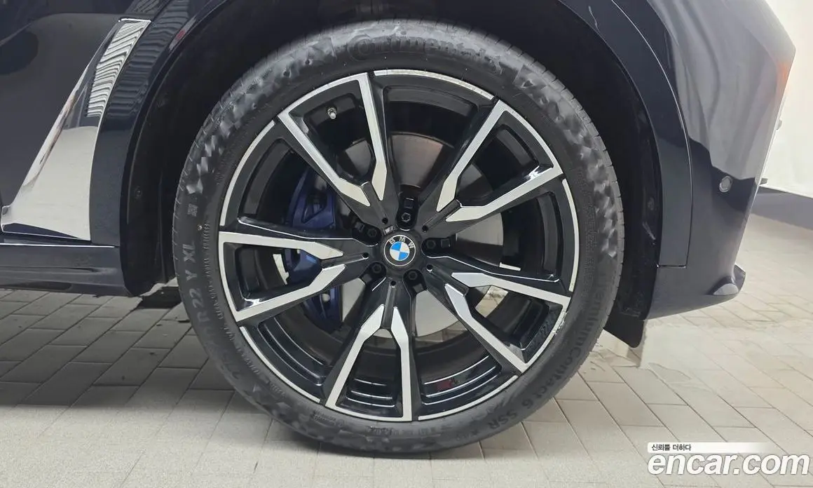 BMW X7 2022 3.0 автомат (гидро), фото 7