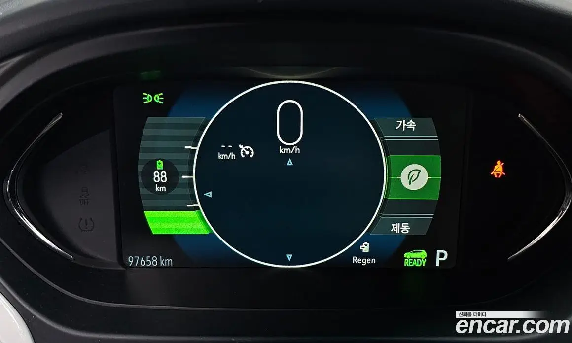 Chevrolet Bolt EV 2018 0.2 автомат (гидро), фото 8