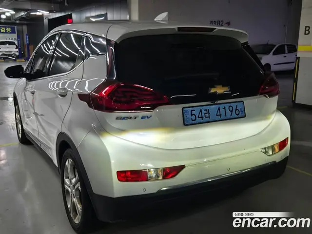 Chevrolet Bolt EV 2021 2.0 автомат (гидро), миниатюра 3