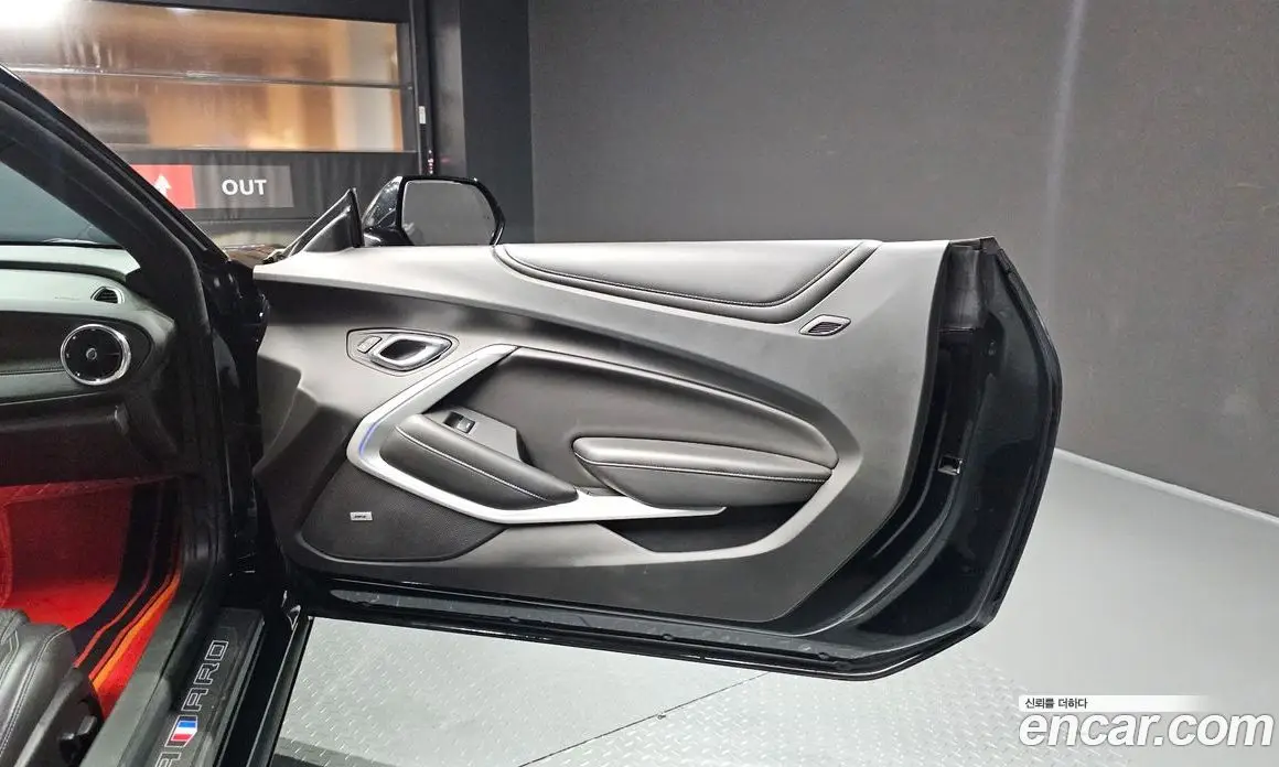 Chevrolet Camaro 2017 6.2 автомат (гидро), фото 15