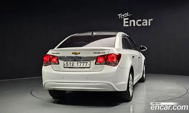 Chevrolet Cruze 2013 2.0 автомат (гидро), миниатюра 4 Chevrolet Cruze 2013 2.0 автомат (гидро), миниатюра 4