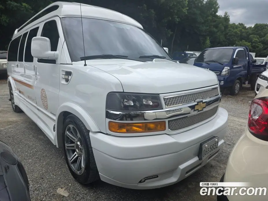 Chevrolet Express Van 2018 6.0 автомат (гидро), фото 11
