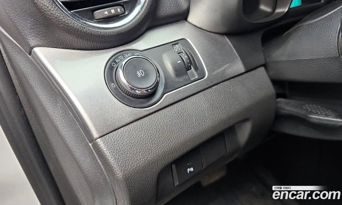 Chevrolet Orlando 2013 2.0 автомат (гидро), фото 26