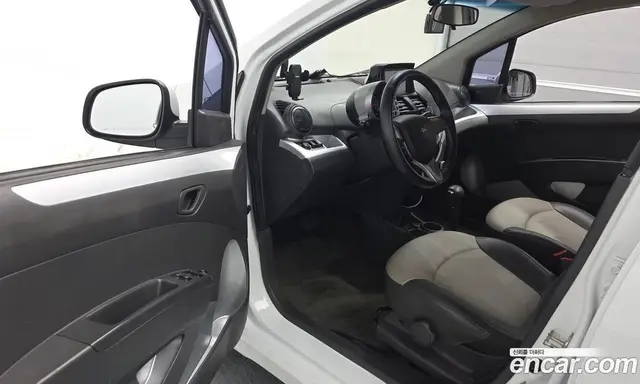 Chevrolet Spark 2012 1.0 автомат (гидро), миниатюра 12