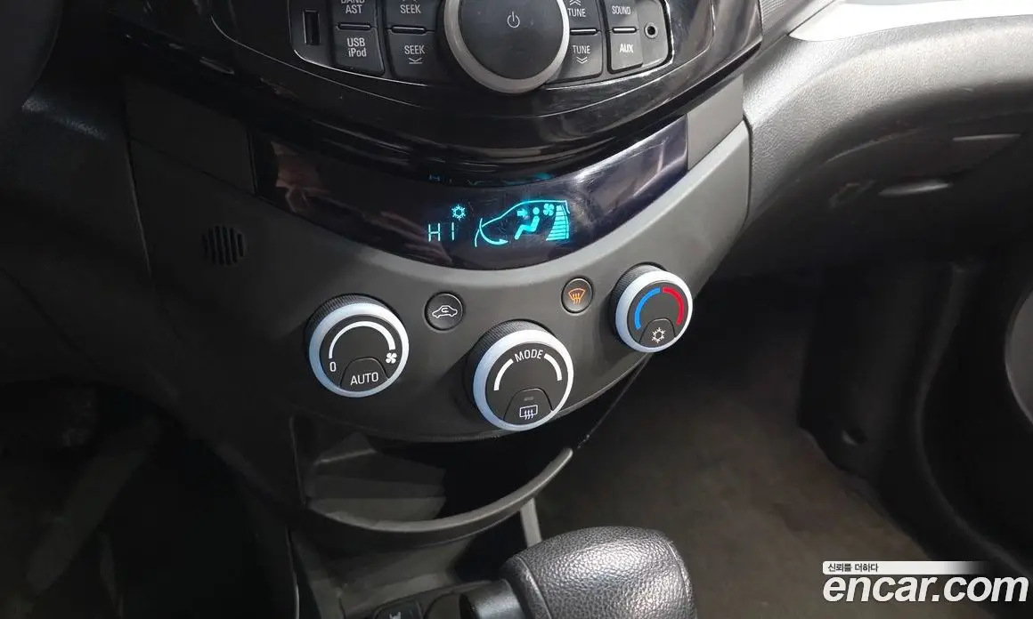 Chevrolet Spark 2012 1.0 автомат (гидро), фото 21