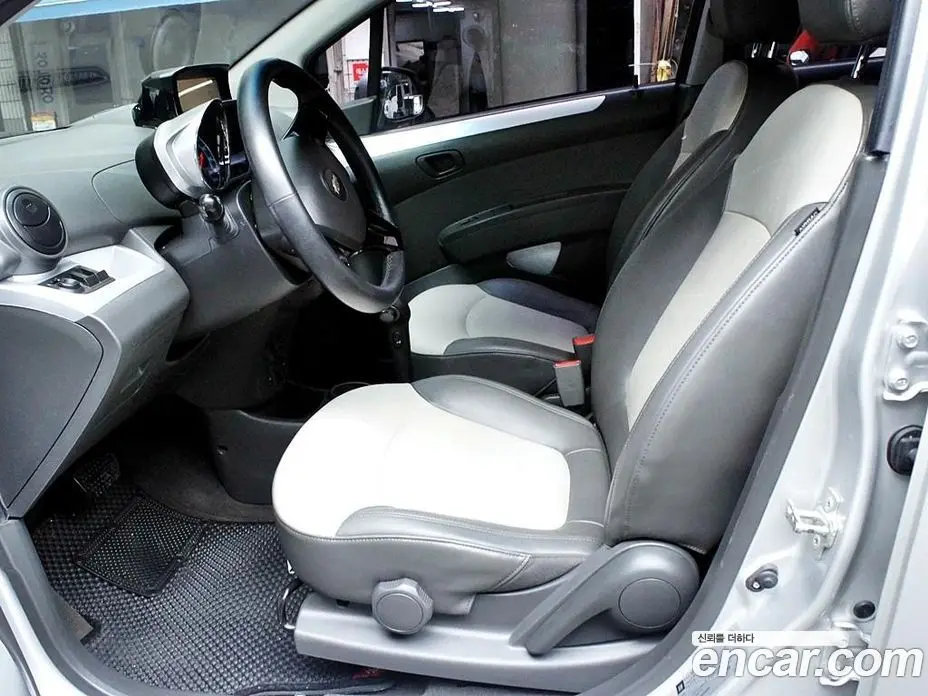 Chevrolet Spark 2013 1.0 автомат (гидро), фото 5