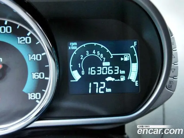 Chevrolet Spark 2013 1.0 автомат (гидро), миниатюра 9