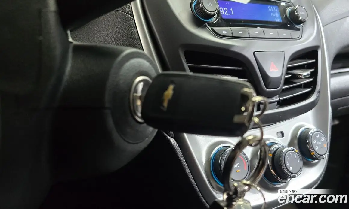 Chevrolet Spark 2015 1.0 автомат (гидро), фото 19