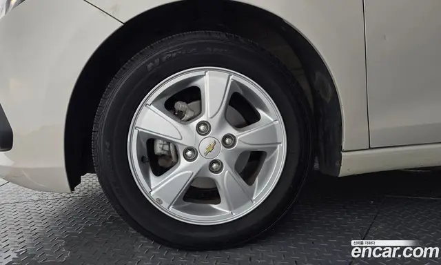 Chevrolet Spark 2015 1.0 автомат (гидро), миниатюра 5