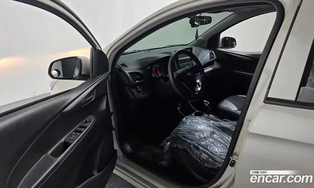 Chevrolet Spark 2015 1.0 автомат (гидро), миниатюра 10