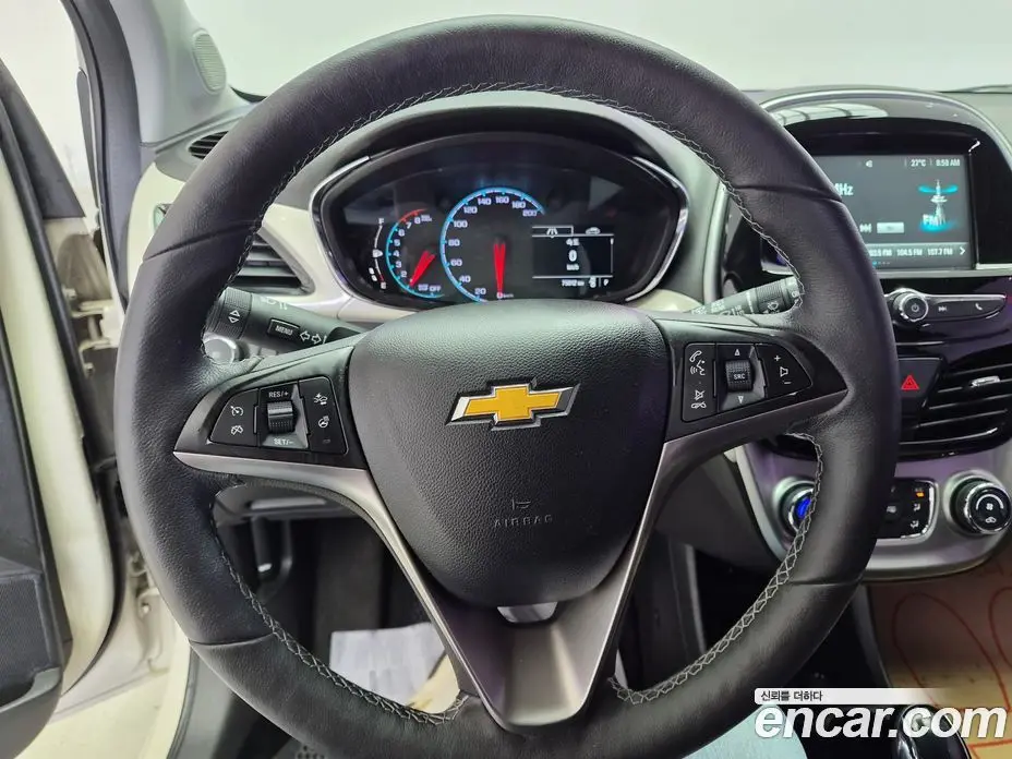 Chevrolet Spark 2015 1.0 автомат (гидро), фото 14