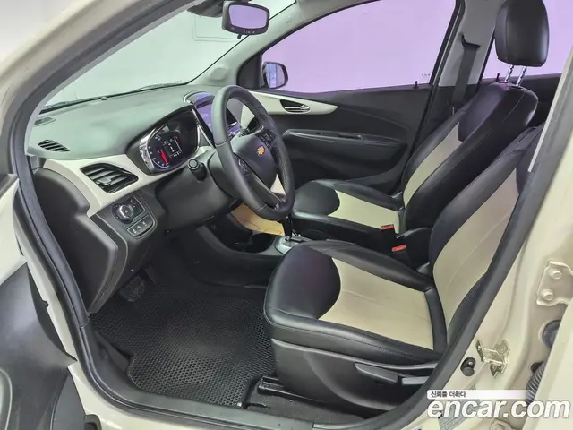 Chevrolet Spark 2015 1.0 автомат (гидро), миниатюра 10