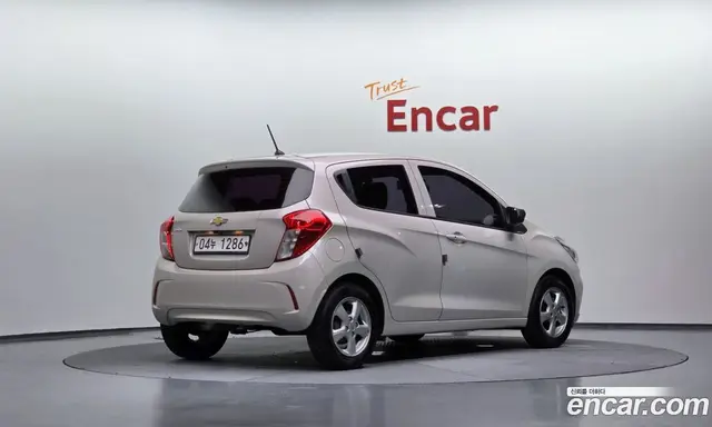 Chevrolet Spark 2018 1.0 автомат (гидро), миниатюра 2